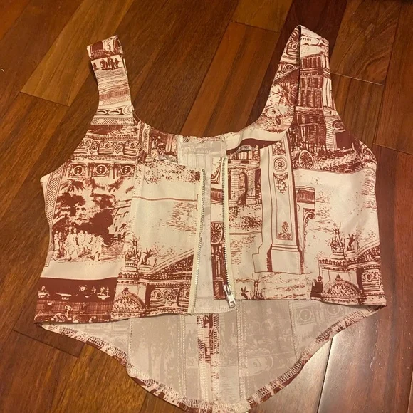 Pretty Little Thing Corset Top - Picture 3 of 4